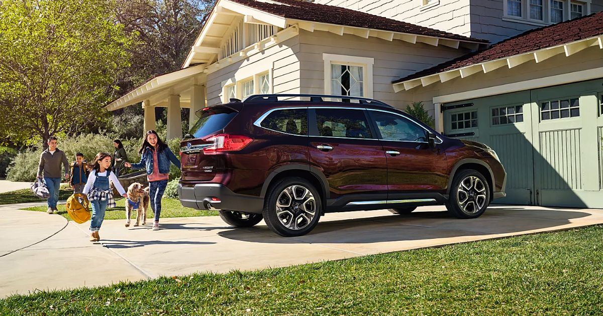 The Ultimate Dog-Friendly Subaru Vehicles: Best Cars for San Diego Pet Owners