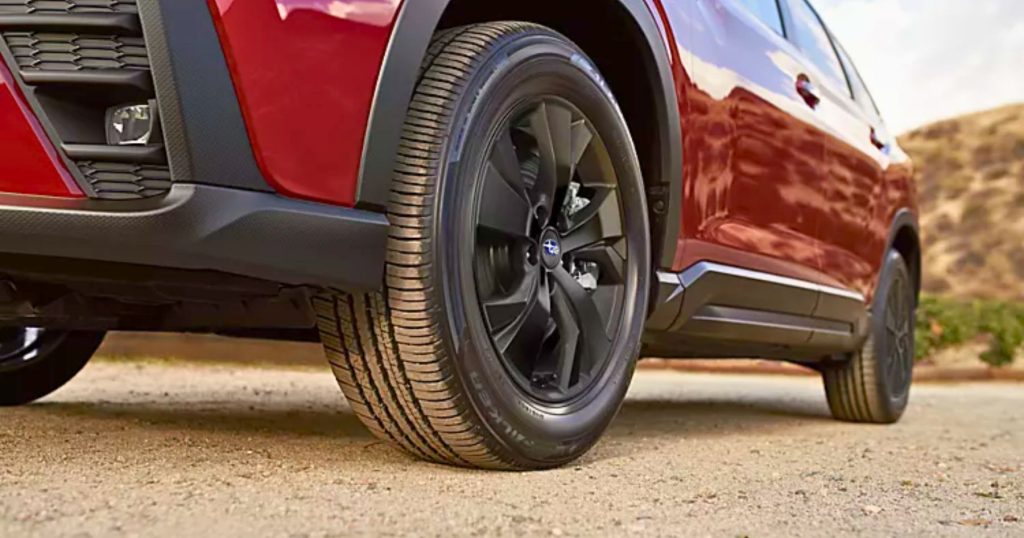 The 8.7-inch ground clearance of the 2026 Subaru Ascent