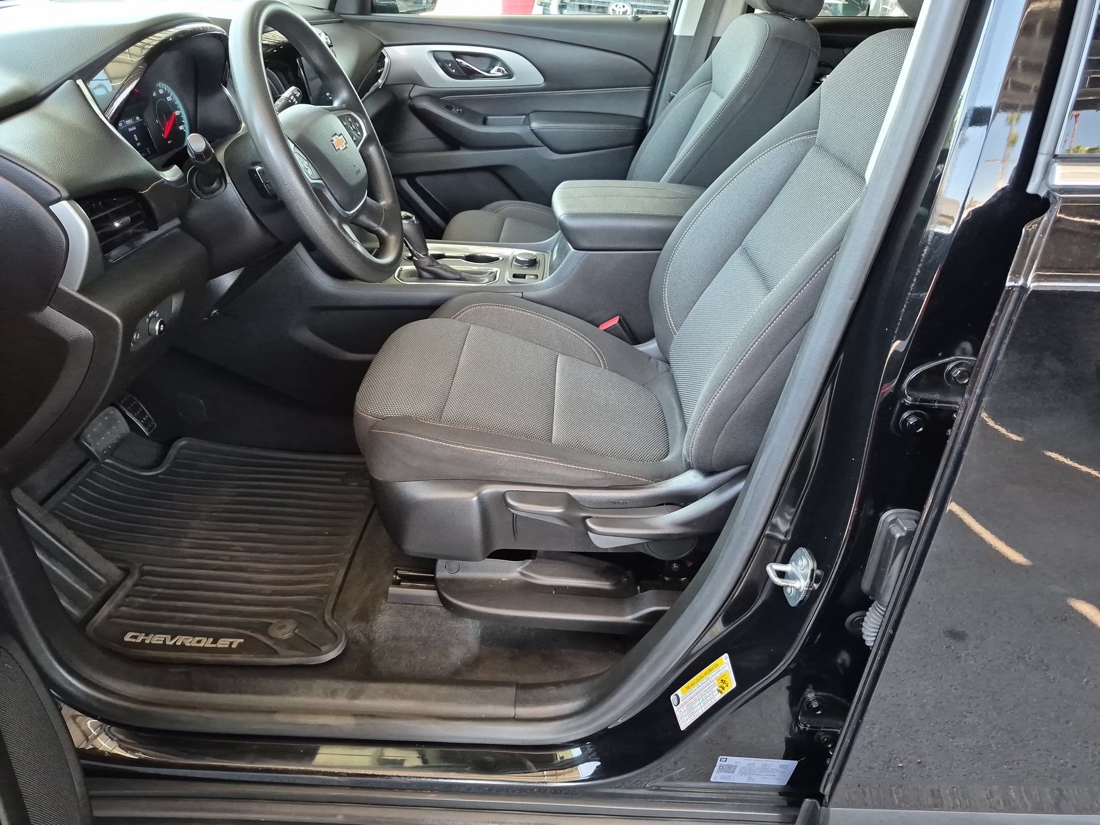 2020 Chevrolet Traverse LS