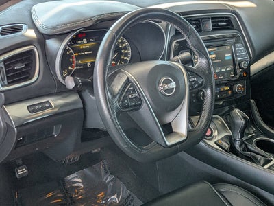 2023 Nissan Maxima SV