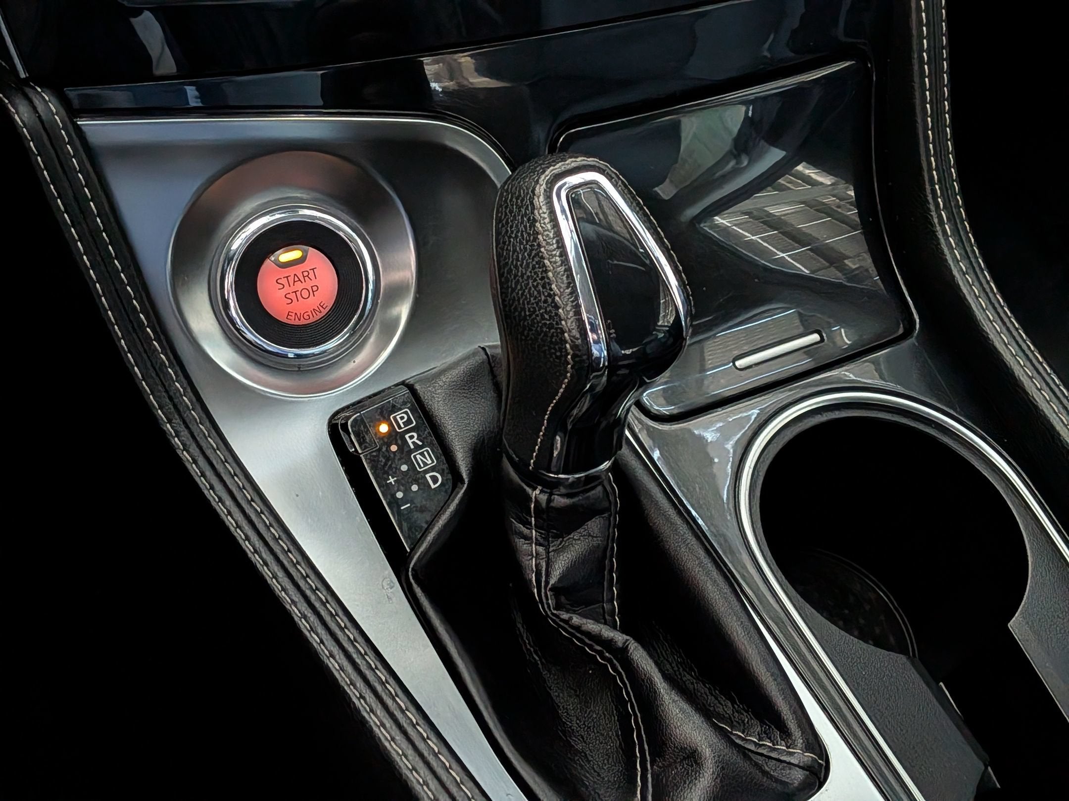 2023 Nissan Maxima SV