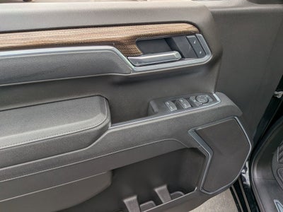 2025 Chevrolet Silverado RST