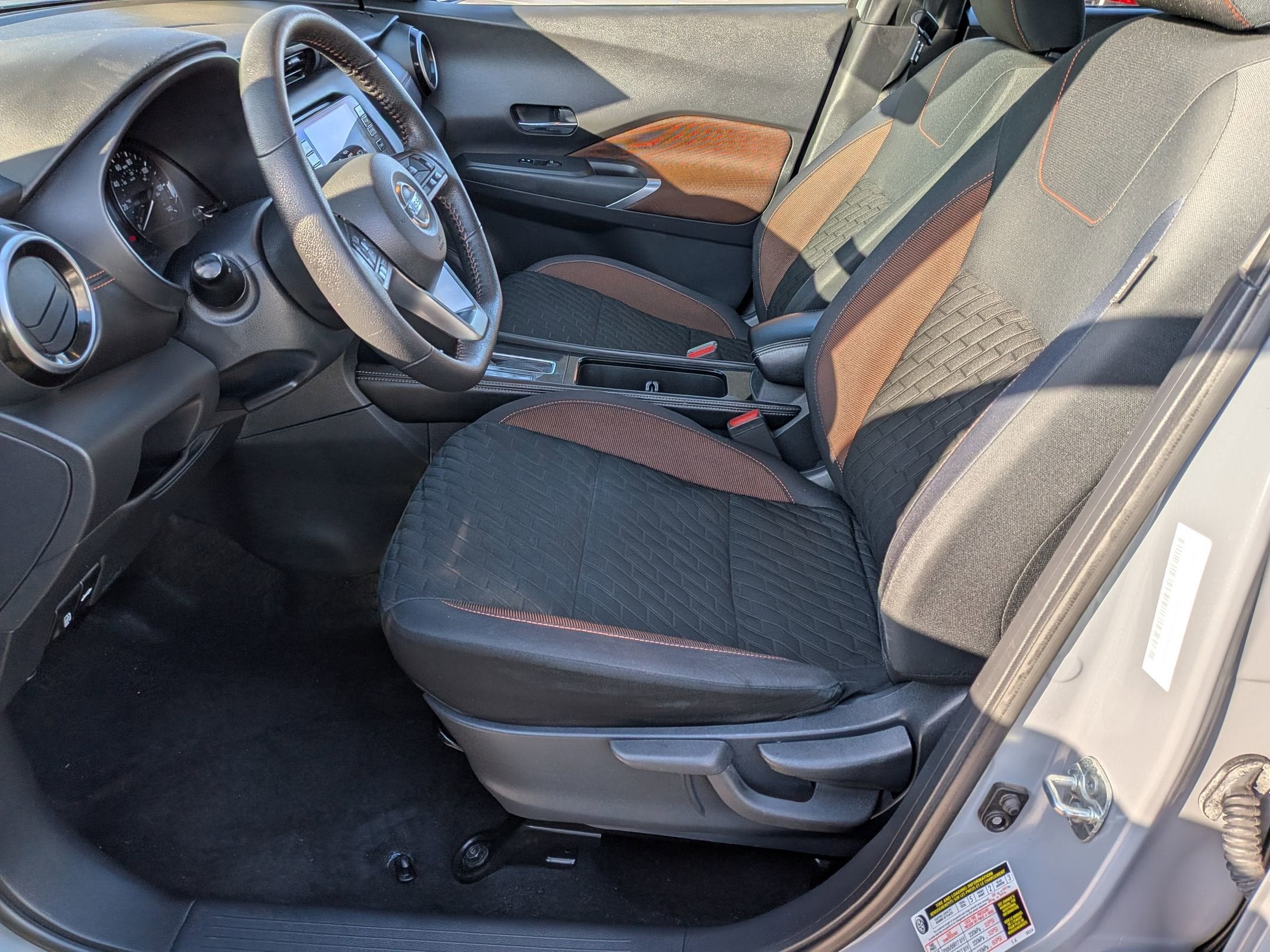 2021 Nissan Kicks SR