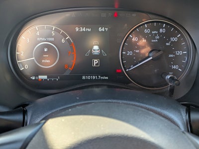 2021 Nissan Kicks SR