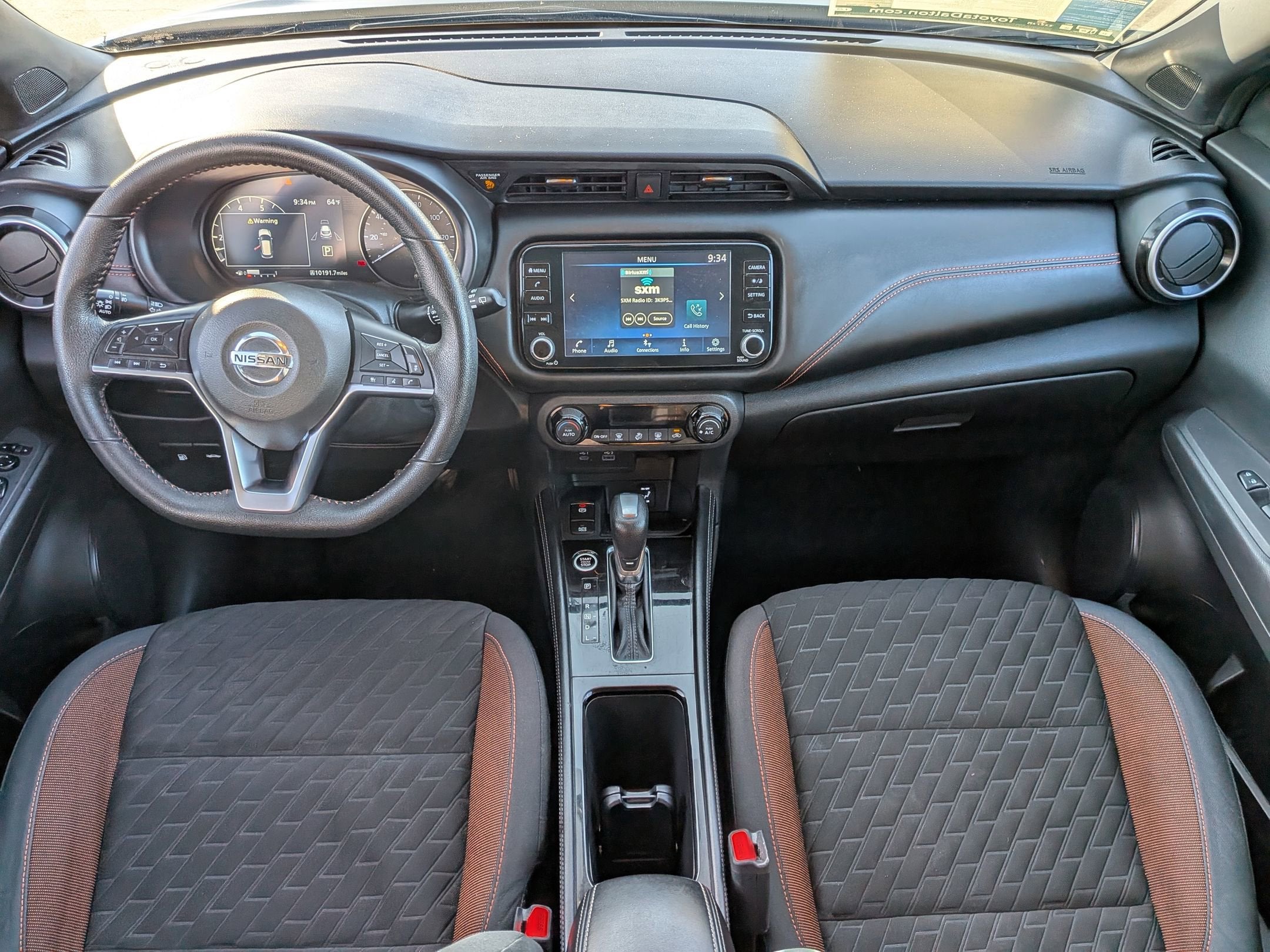 2021 Nissan Kicks SR