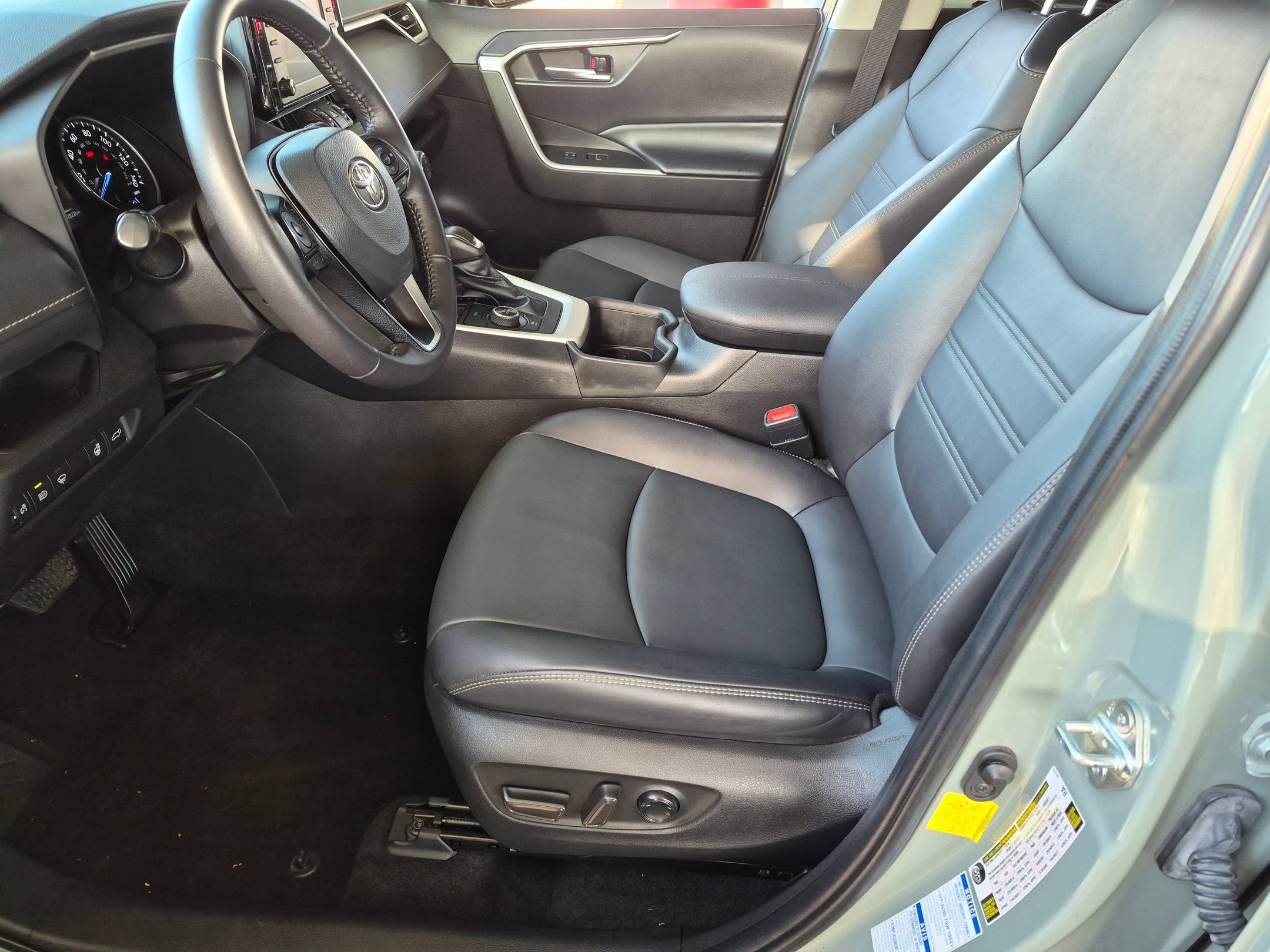 2022 Toyota RAV4 Hybrid Hybrid XLE Premium