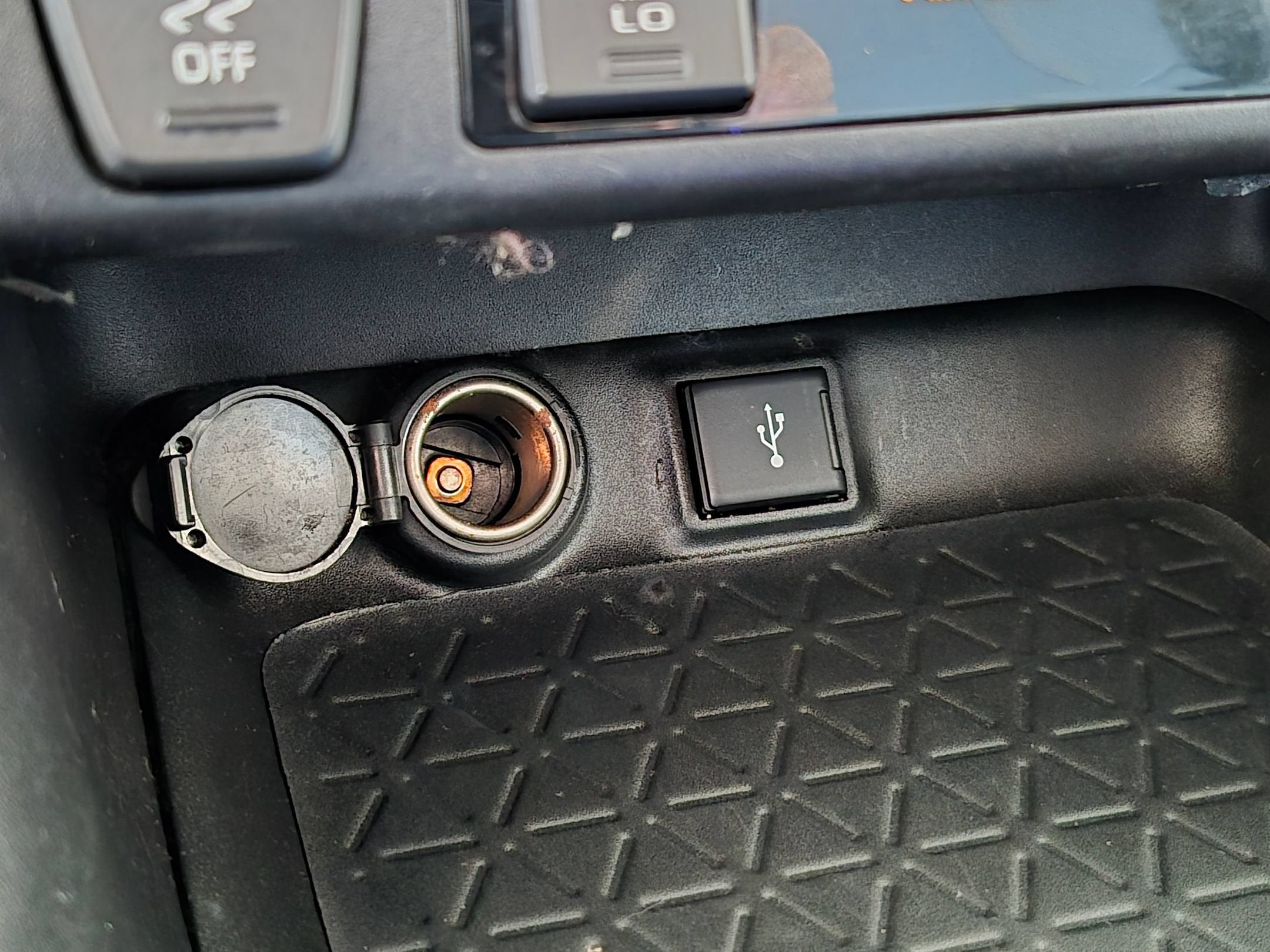 2022 Toyota RAV4 Hybrid Hybrid XLE Premium