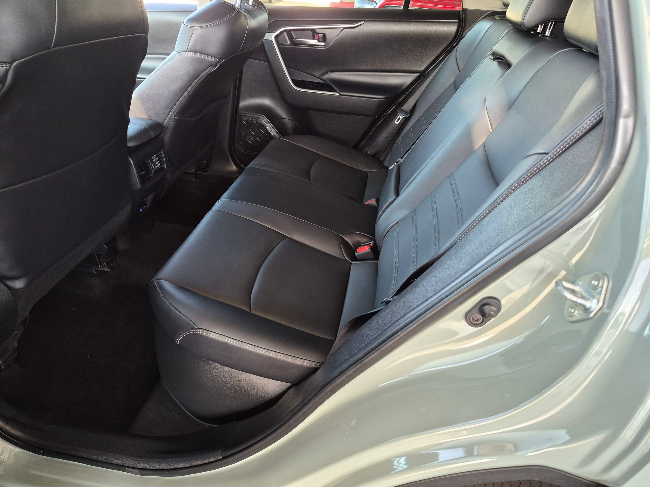 2022 Toyota RAV4 Hybrid Hybrid XLE Premium