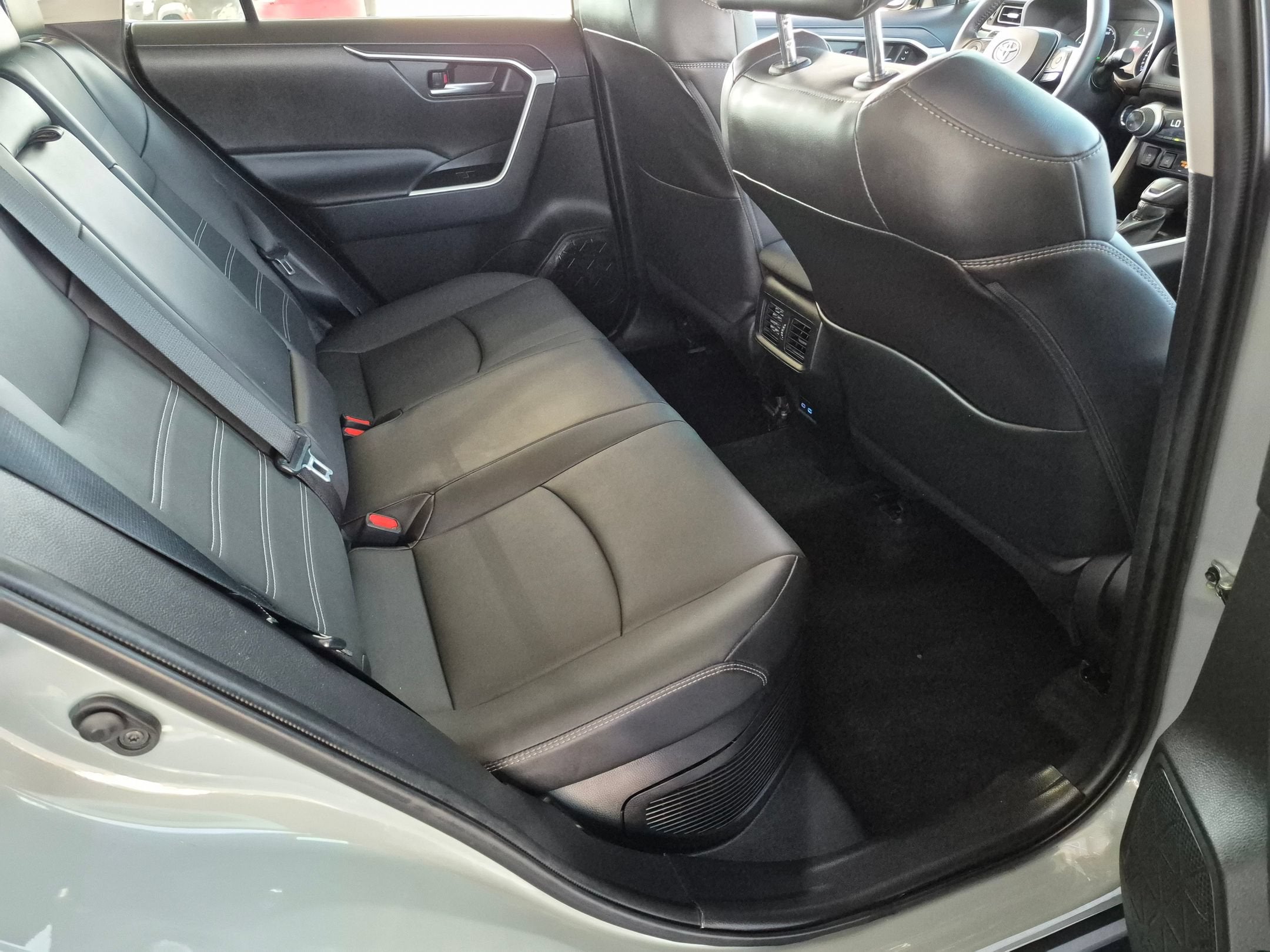 2022 Toyota RAV4 Hybrid Hybrid XLE Premium