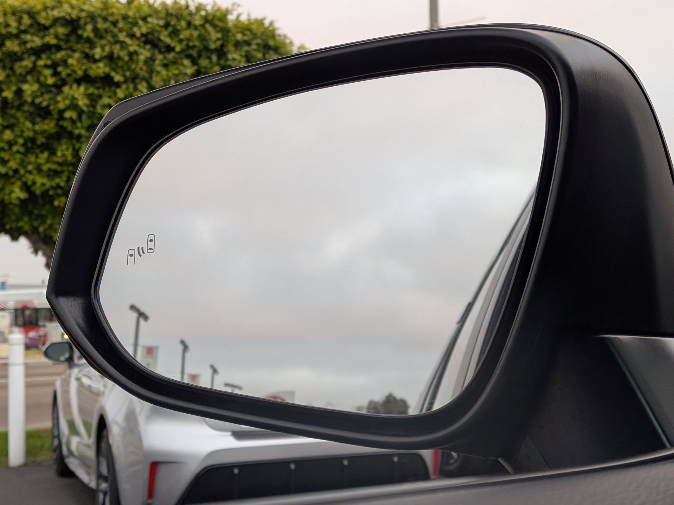 2023 Toyota RAV4 HYBRID Hybrid XSE