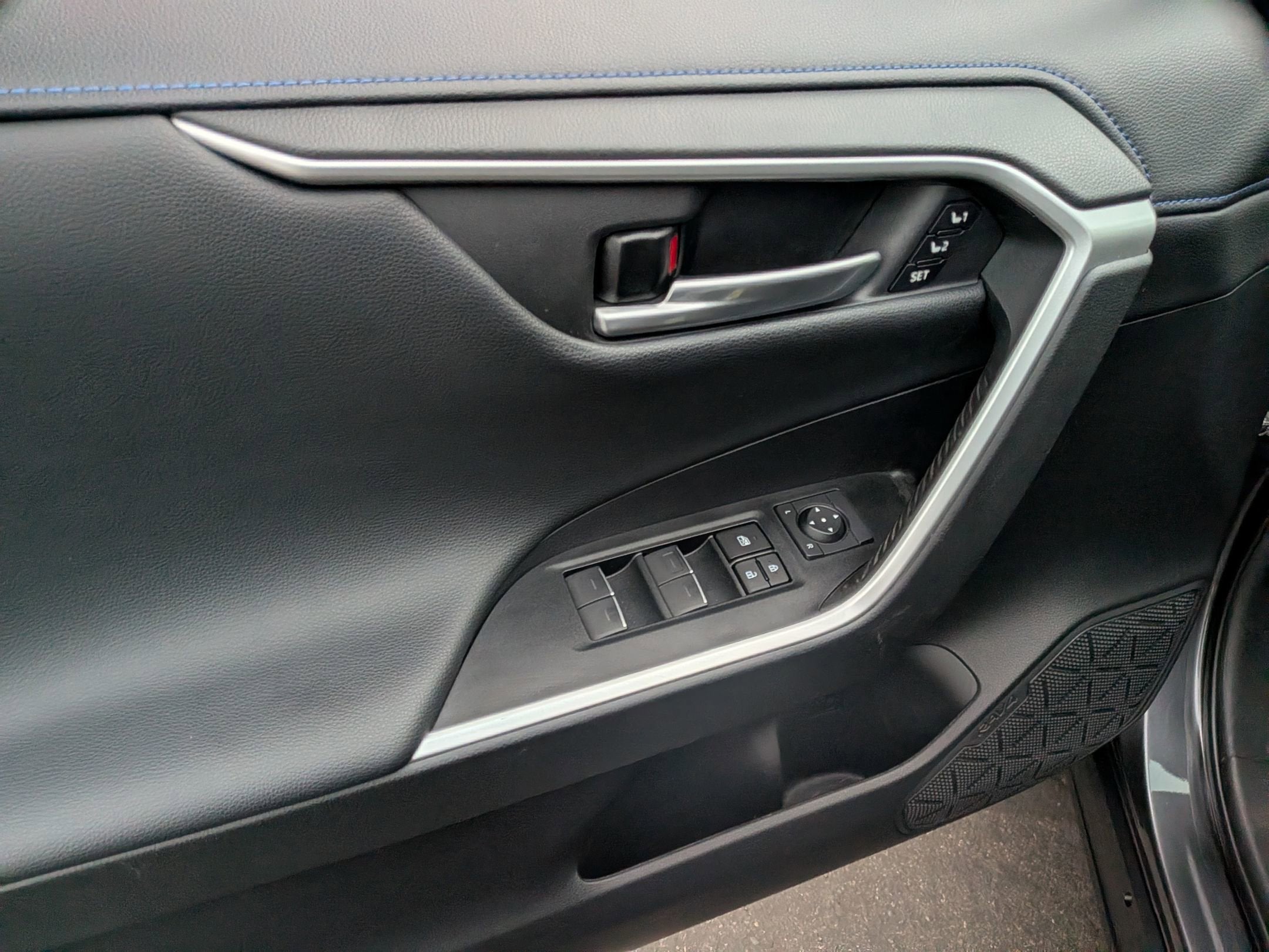 2023 Toyota RAV4 HYBRID Hybrid XSE