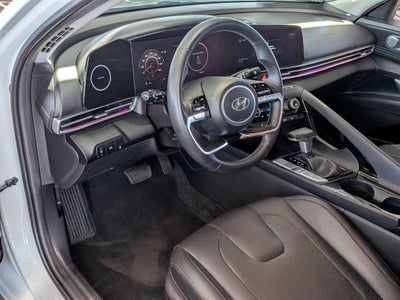 2022 Hyundai Elantra Limited