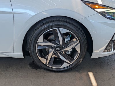 2022 Hyundai Elantra Limited