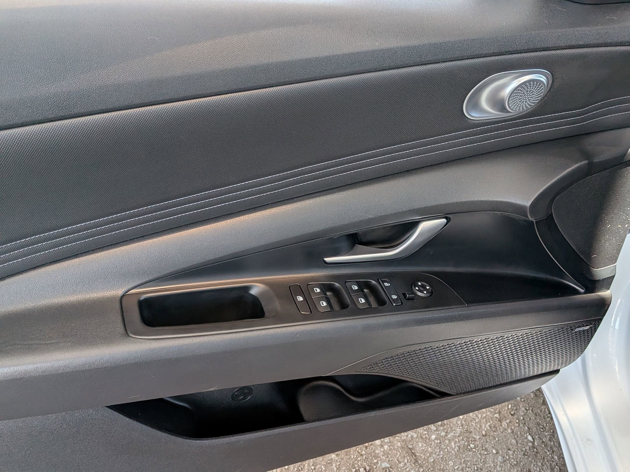2022 Hyundai Elantra Limited