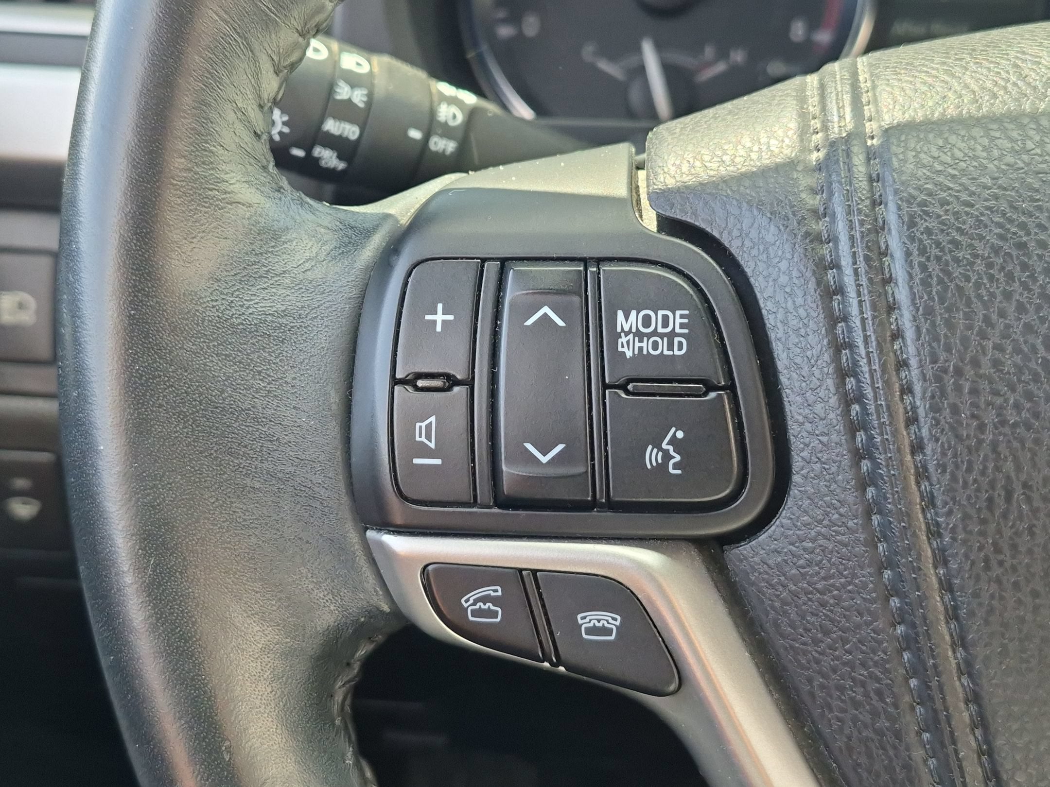 2014 Toyota HIGHLANDER Limited