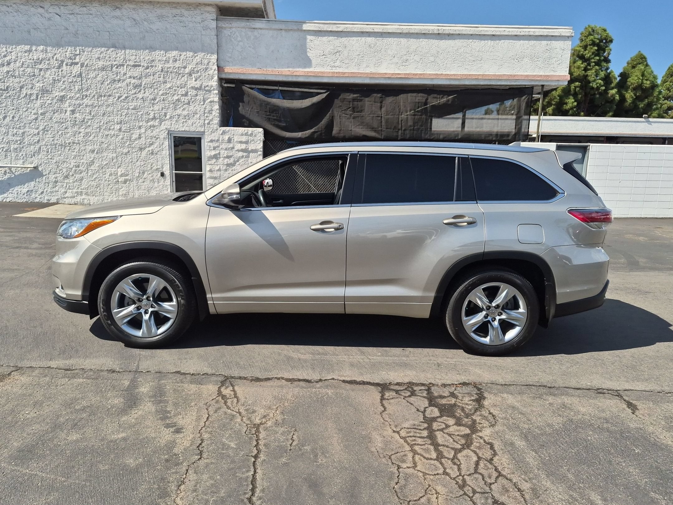 2014 Toyota HIGHLANDER Limited