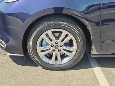 2023 Toyota Sienna Platinum