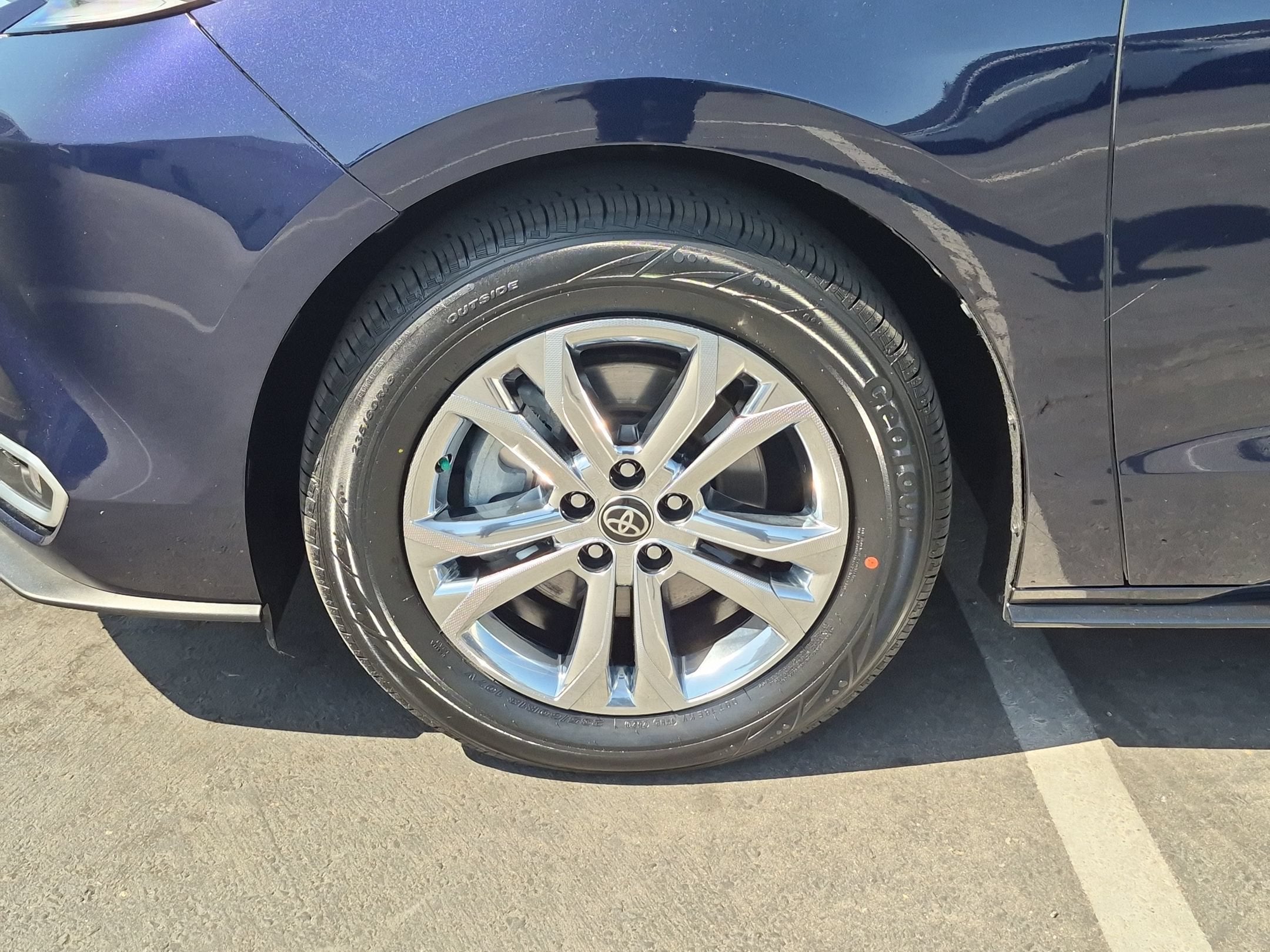2023 Toyota Sienna Platinum