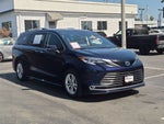 2023 Toyota Sienna Platinum