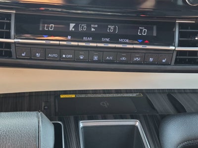 2023 Toyota Sienna Platinum