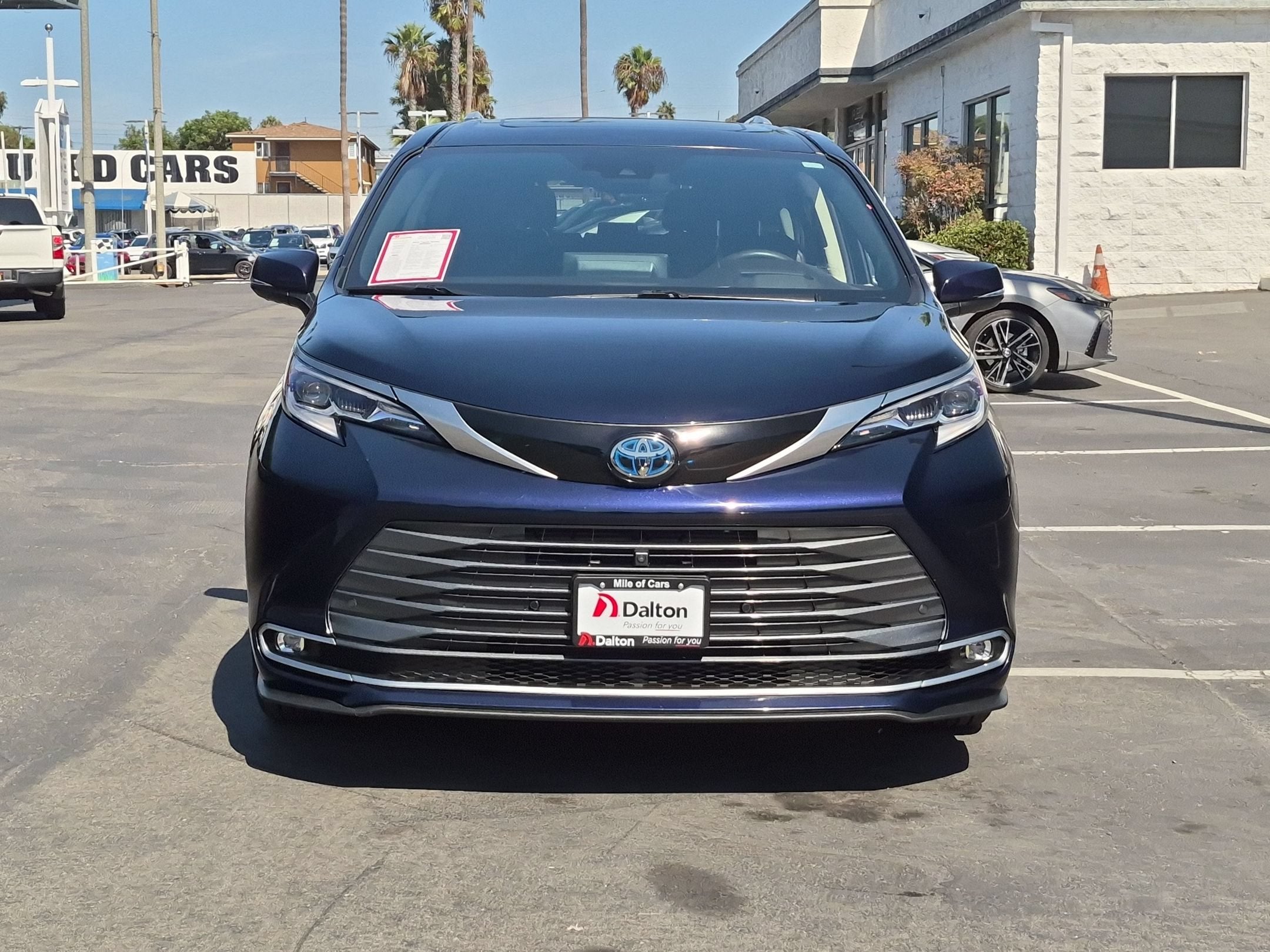 2023 Toyota Sienna Platinum