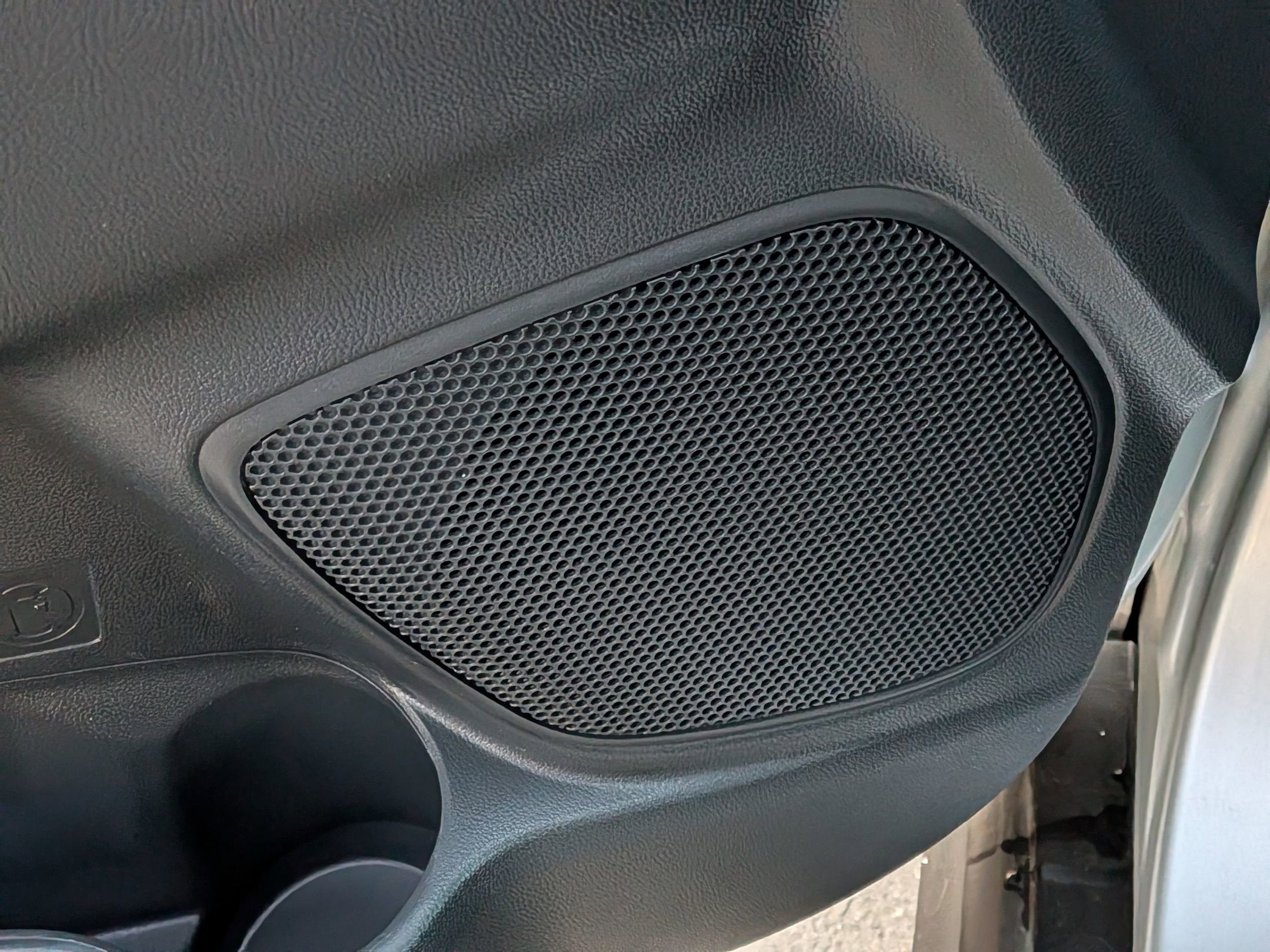 2024 Mitsubishi Outlander Sport ES