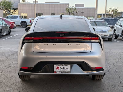 2024 Toyota PRIUS XLE