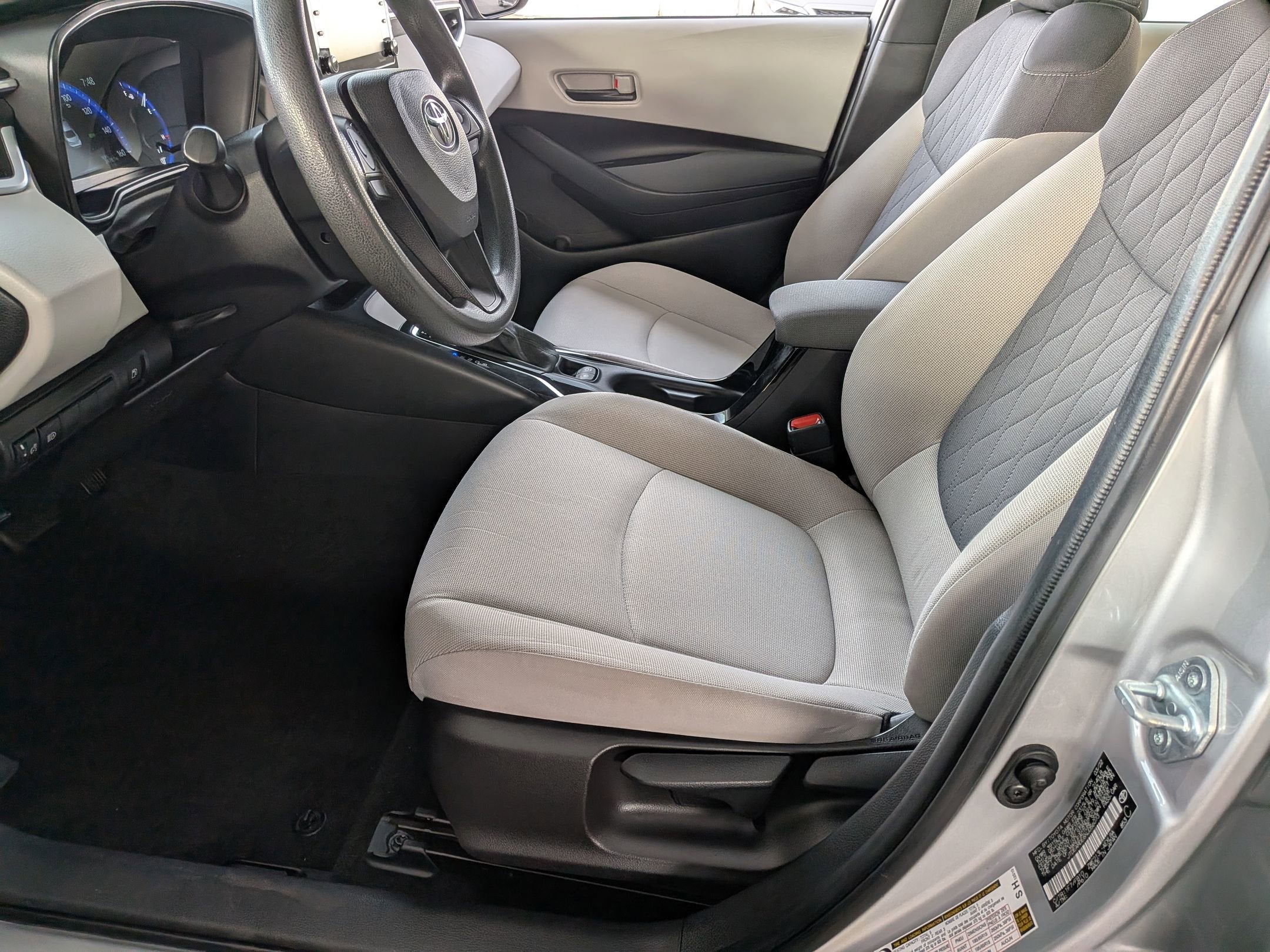 2022 Toyota COROLLA HYBRID Hybrid LE