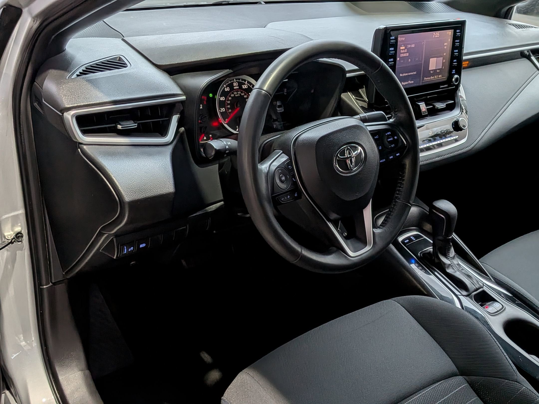 2022 Toyota COROLLA SE