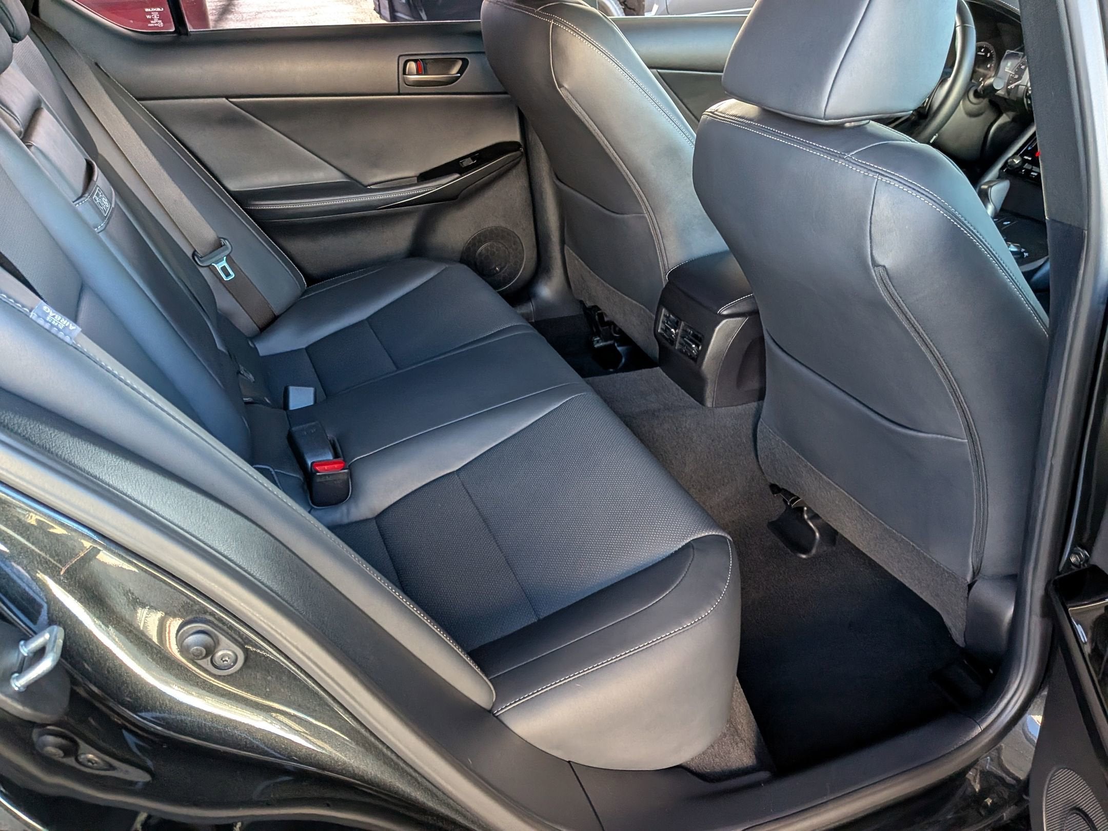 2025 Lexus IS 300 IS 300 F SPORT DE