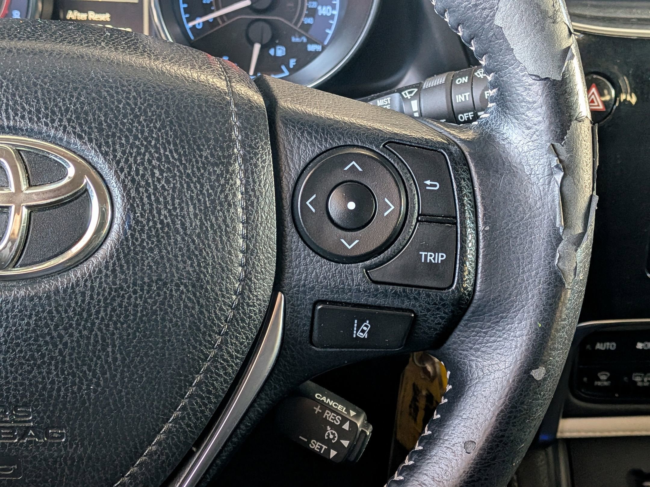 2018 Toyota COROLLA iM 5DR HB SE CVT