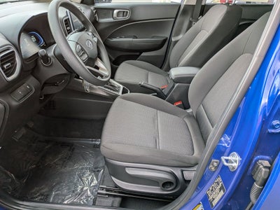 2025 Hyundai Venue SE