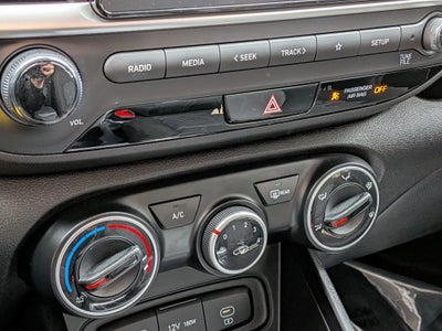 2025 Hyundai Venue SE