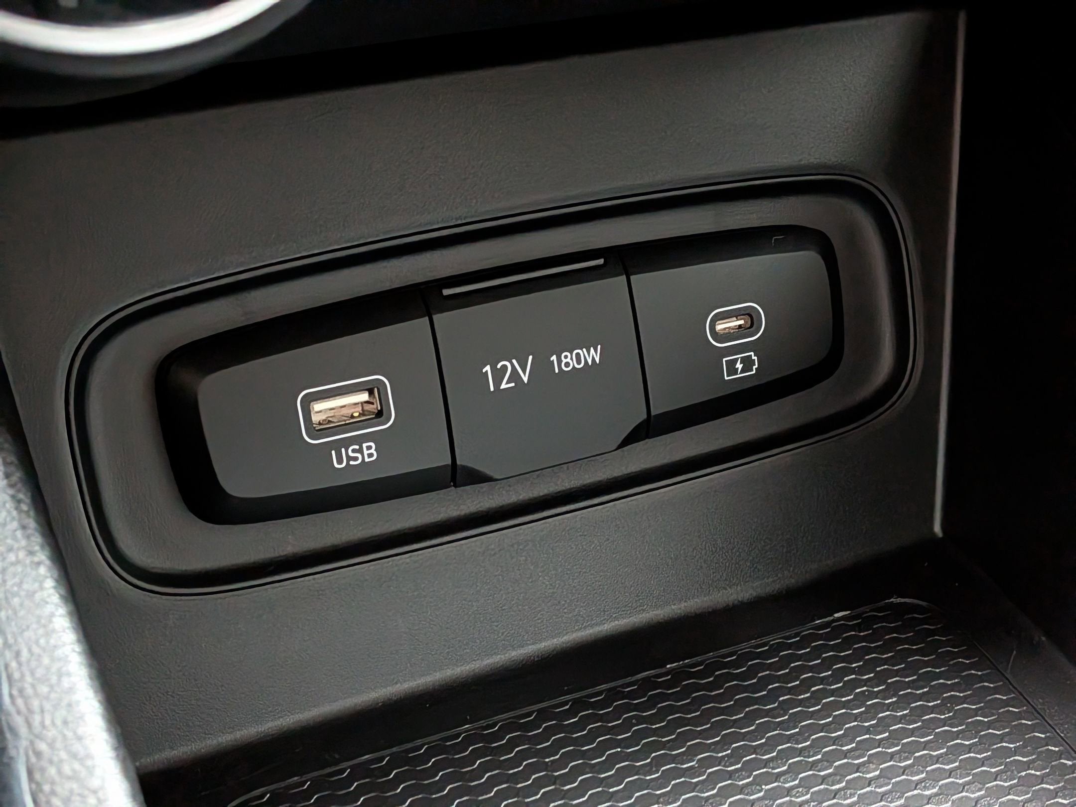 2025 Hyundai Venue SE