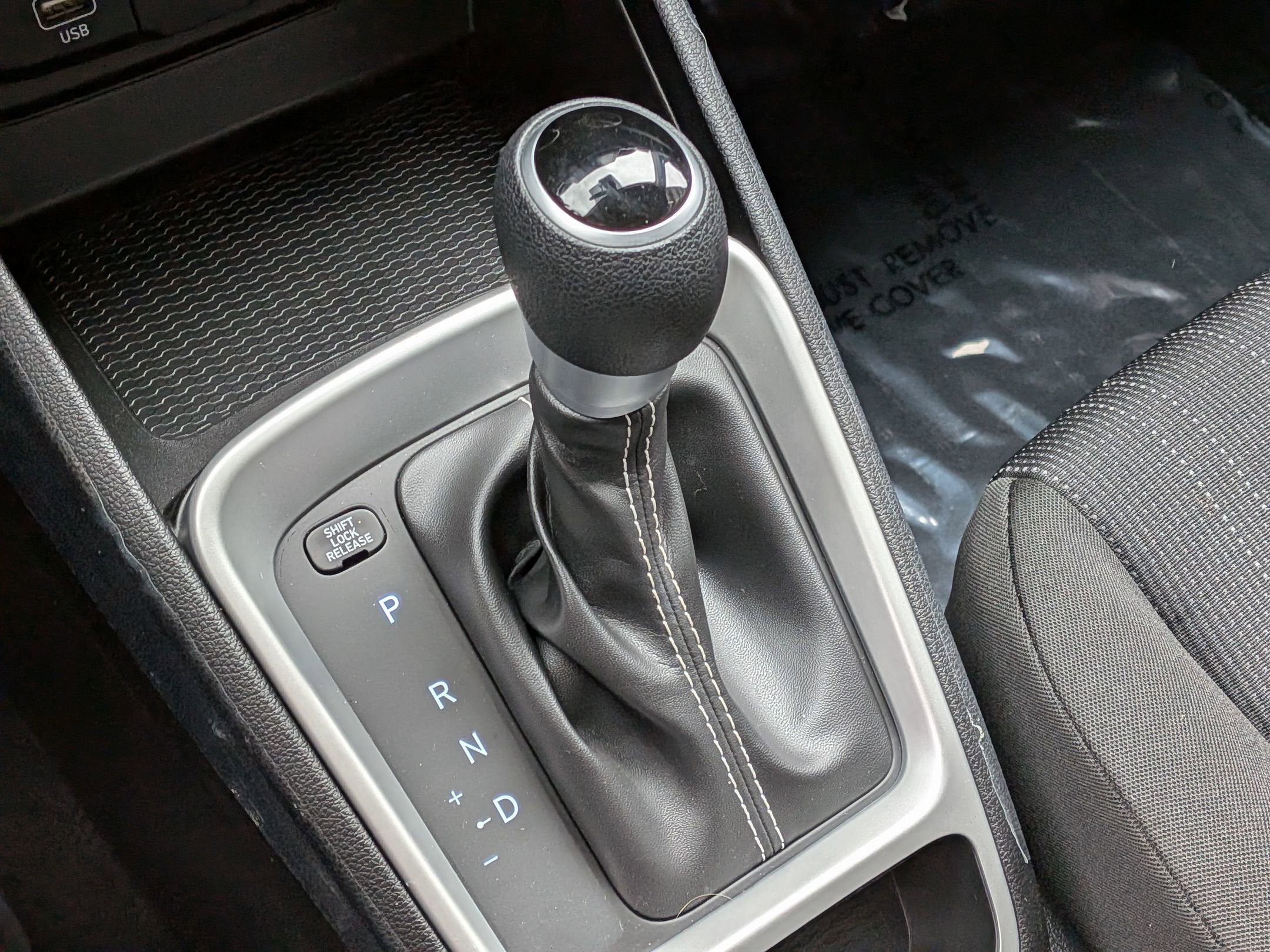 2025 Hyundai Venue SE