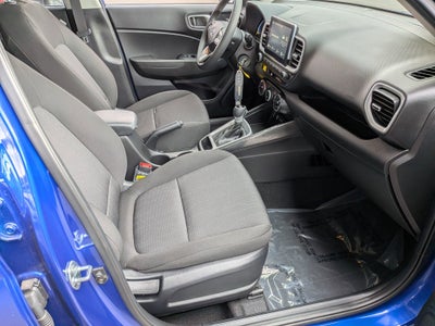 2025 Hyundai Venue SE