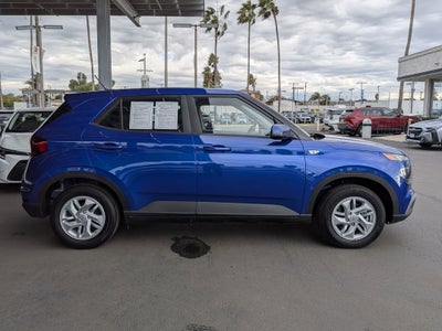 2025 Hyundai Venue SE