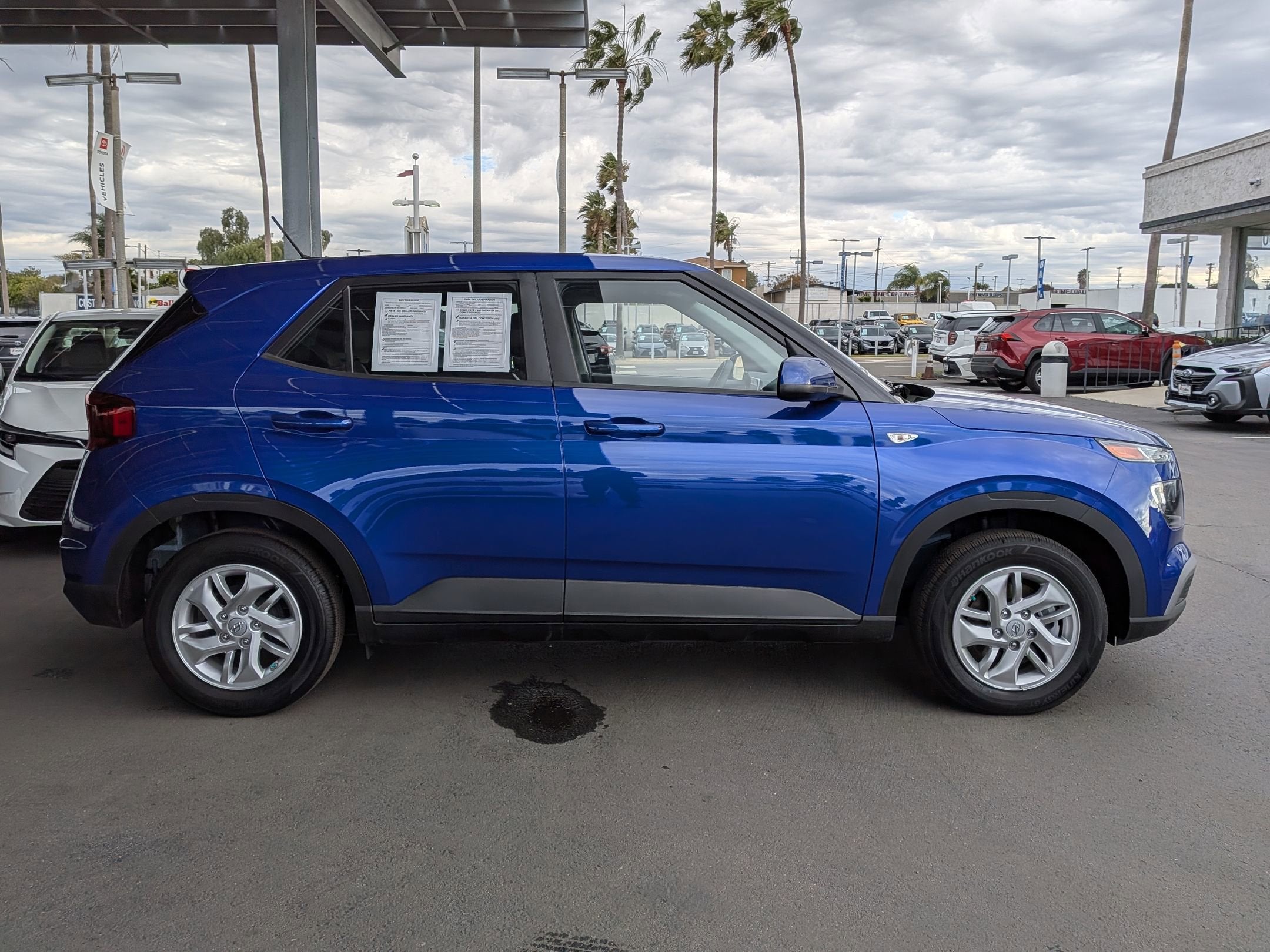 2025 Hyundai Venue SE