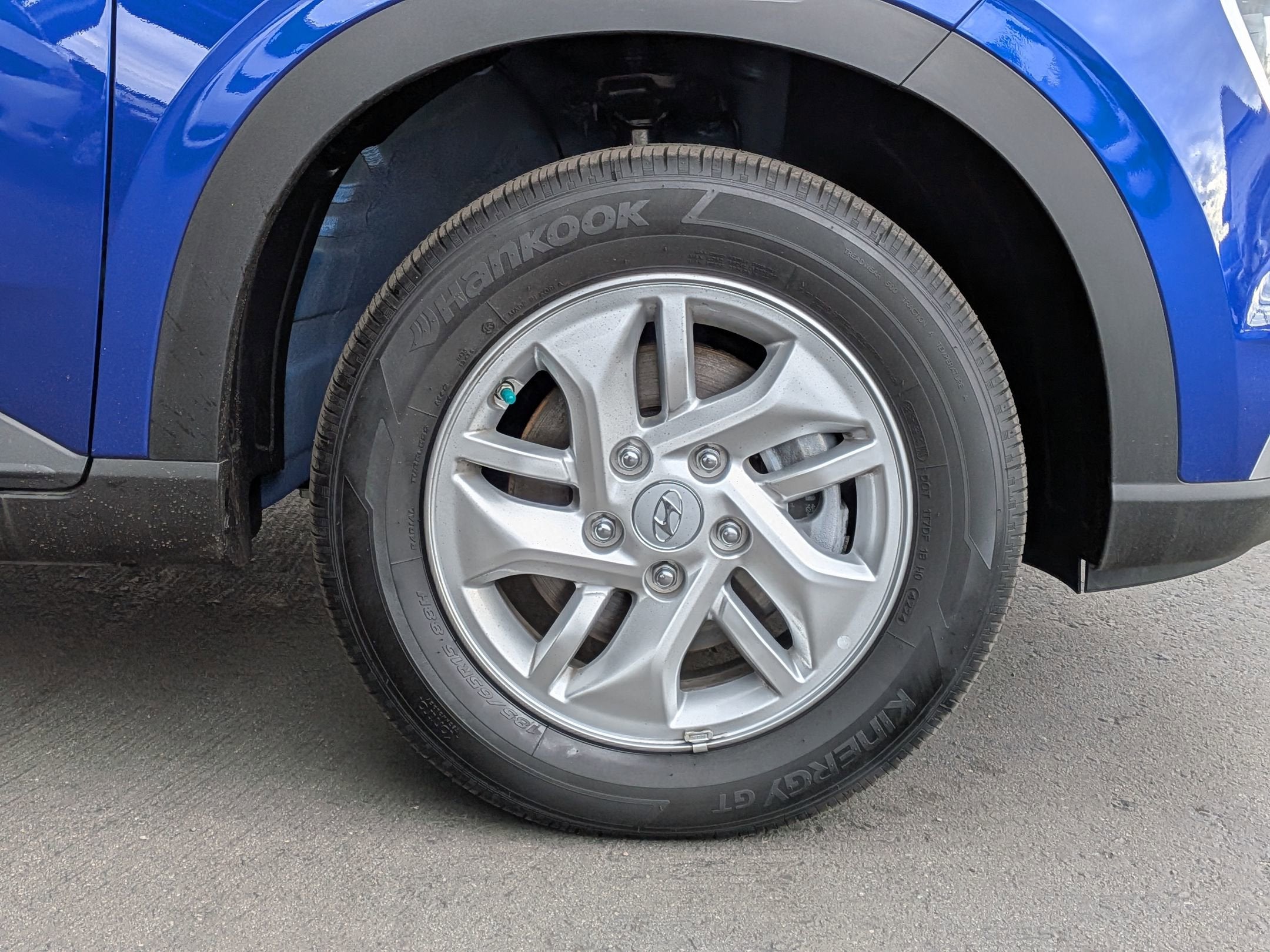 2025 Hyundai Venue SE