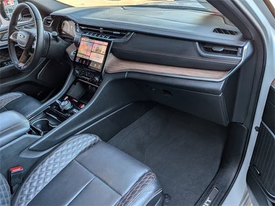 2022 Jeep Grand Cherokee L Summit