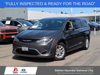 2020 Chrysler Pacifica Touring