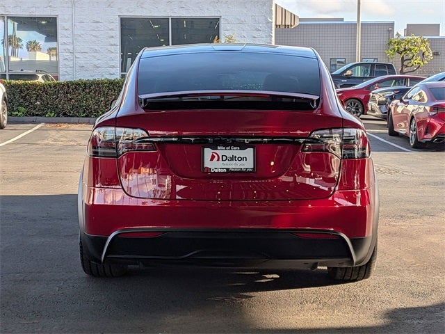 2025 Tesla Model X Base