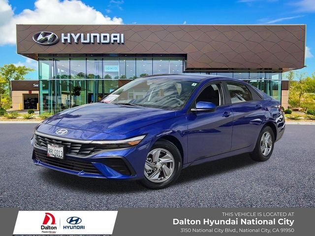 2025 Hyundai Elantra SE