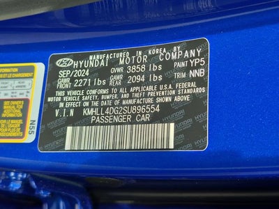 2025 Hyundai Elantra SE