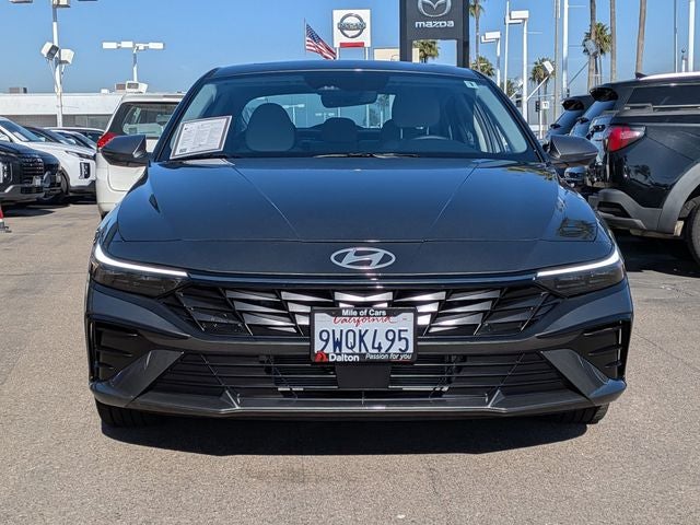 2025 Hyundai Elantra Hybrid Limited