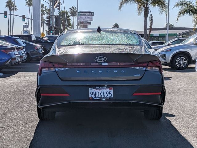 2025 Hyundai Elantra Hybrid Limited