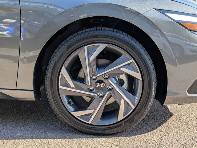 2025 Hyundai Elantra Hybrid Limited