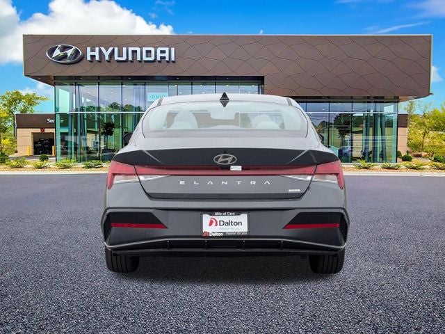 2025 Hyundai Elantra Hybrid Limited