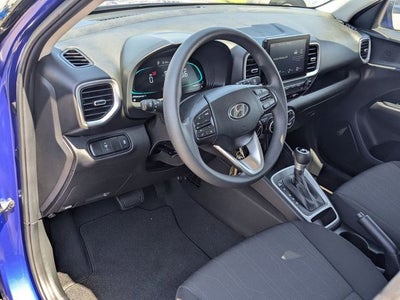 2025 Hyundai Venue SE