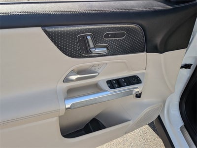 2025 Mercedes-Benz GLB GLB 250